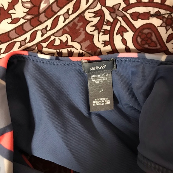 American Eagle one piece swimsuit - Picture 4 of 4